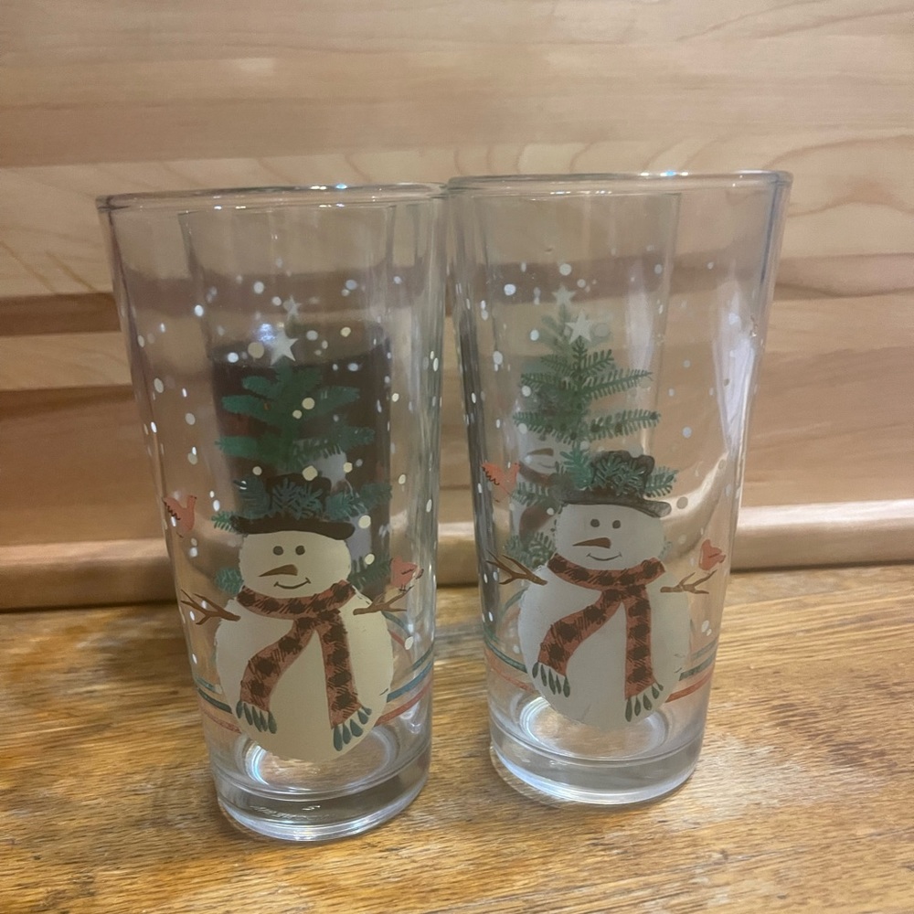 KIG~Set of 4~16 Oz. Holiday~ Snowman/Xmas Tree~Tumblers/Glasses~ New~Indonesia